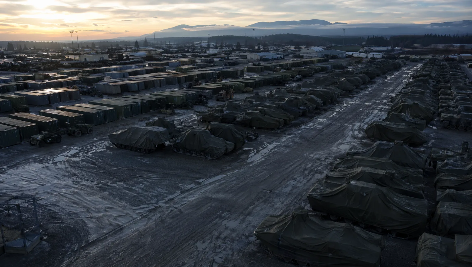 25,5 milliards du Canada, 30 000 pertes russes par mois : la guerre d'usure en chiffres